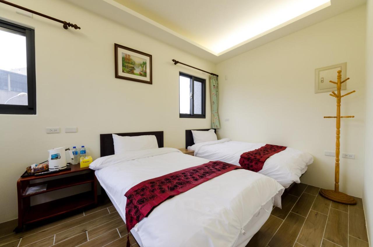 9X9 Homestay Hualien Buitenkant foto